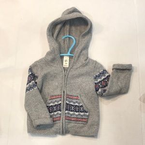 Baby B’gosh car diagram in gray. Size 18 months. Previously loved